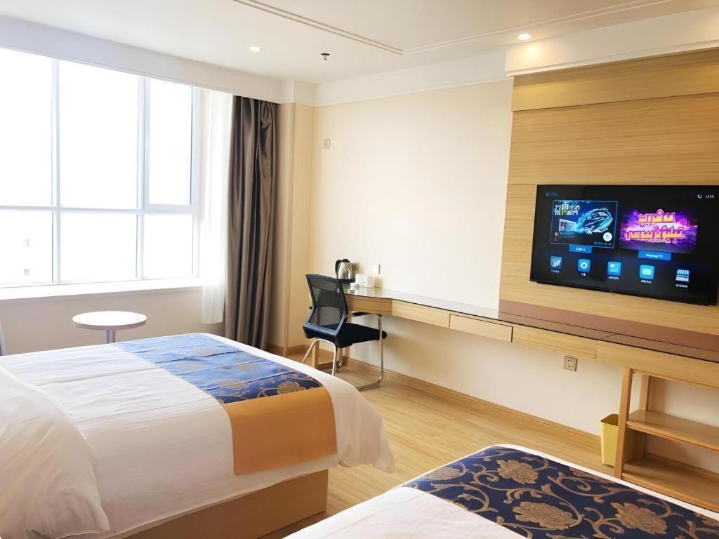 Greentree Inn Urumqi Airport Tianyi International City Exterior foto
